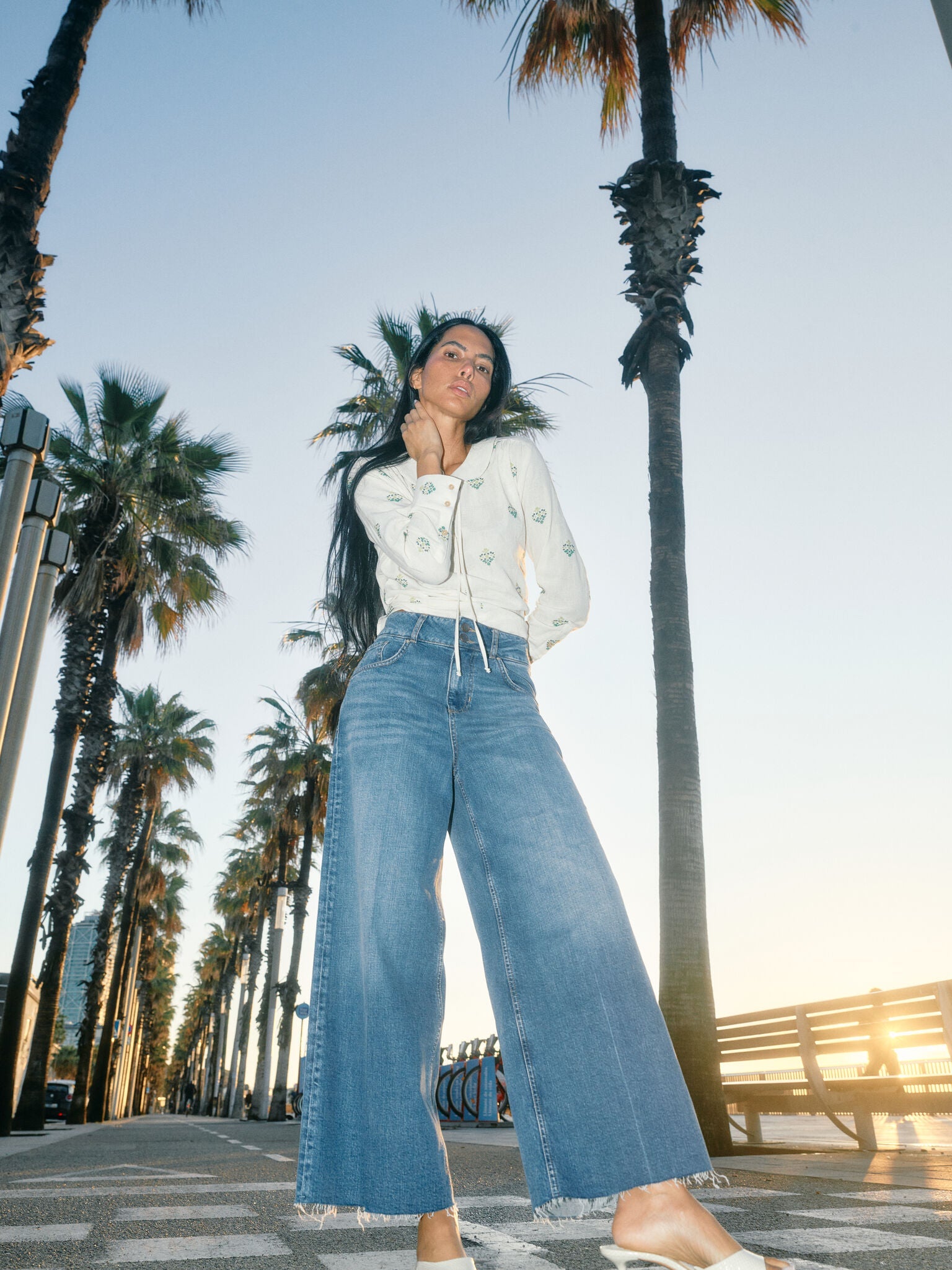 Modelshot / Blue / Detail